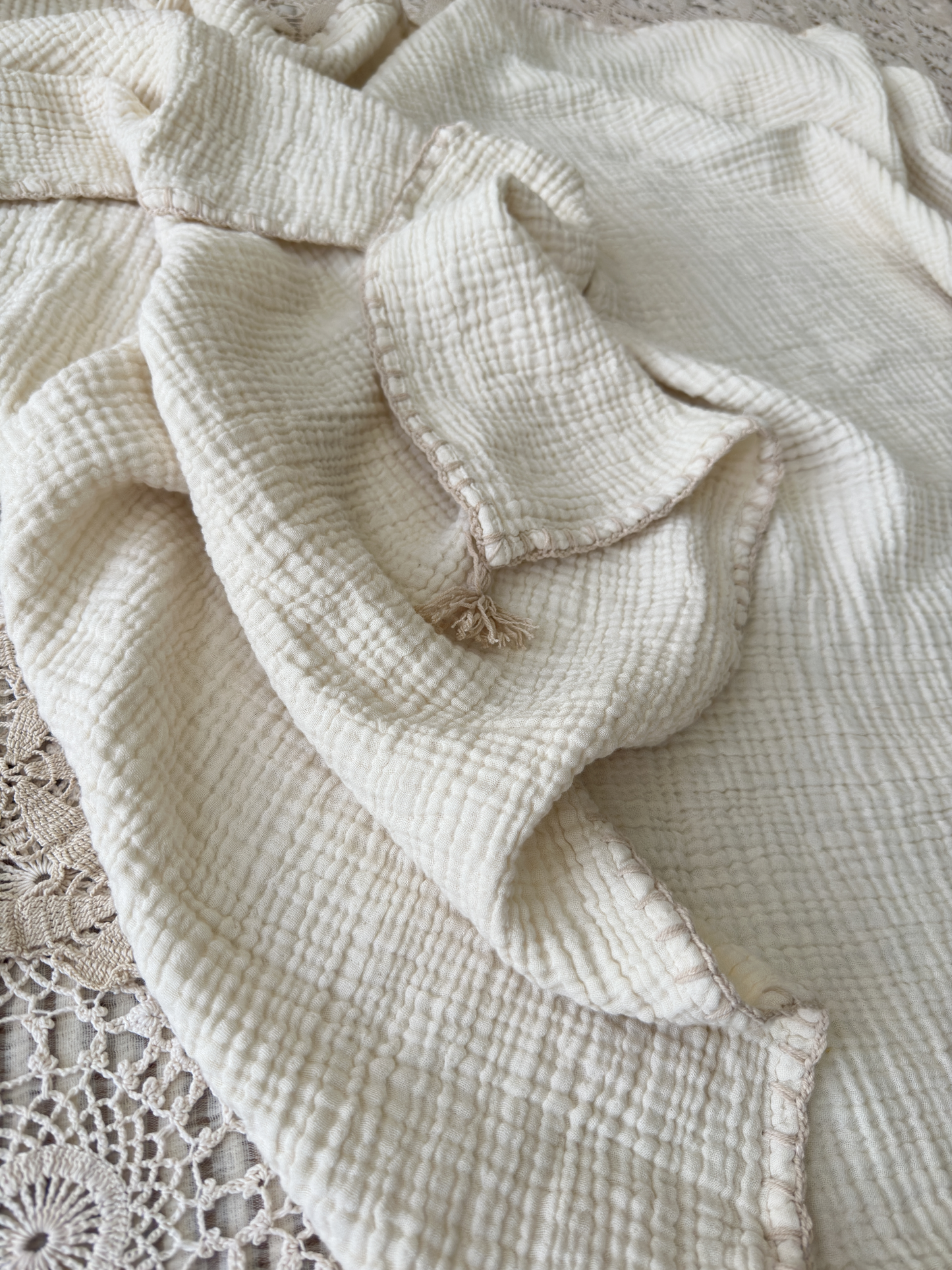 lightweight organic cotton quilt ivory