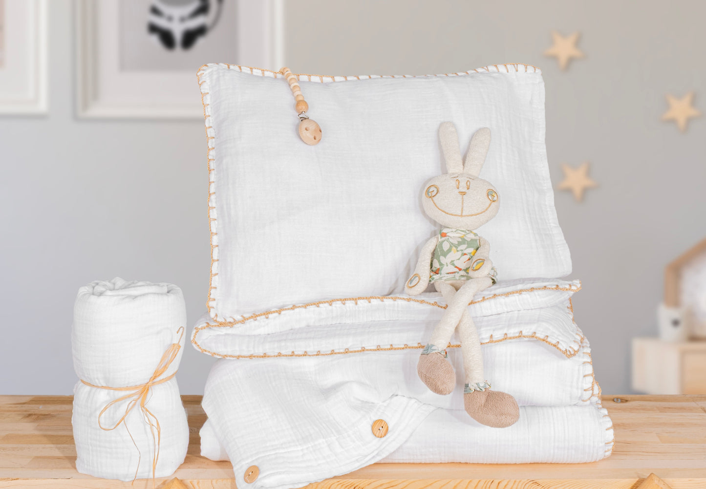 white muslin toddler bedding
