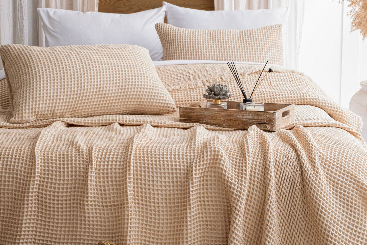 Beige organic cotton waffle pillowcase set