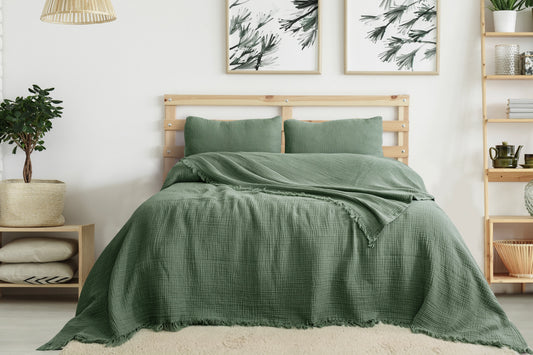 Organic muslin cotton blanket